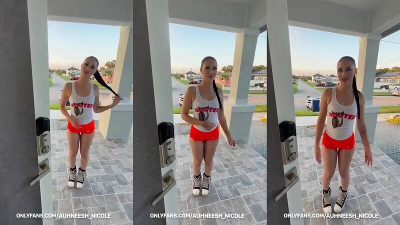 Hooters Delivery