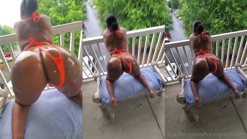 Balcony Backshots