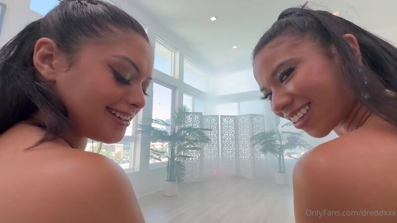 Ameena & Emily